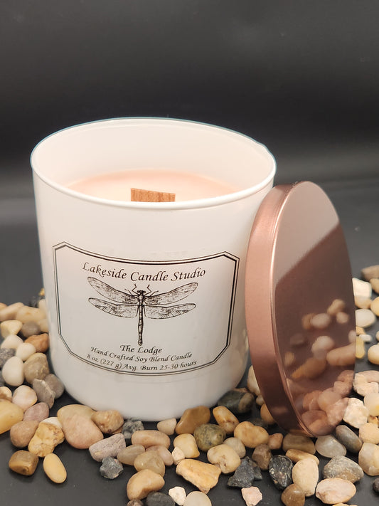 The Lodge Candle 8oz